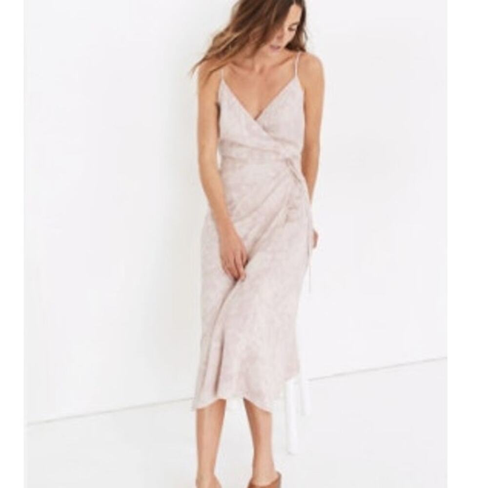 Madewell Pin Dot Floral Wisteria Dove (Re)sourced Crepe Cami Wrap Dress Size M